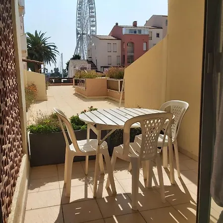 Grand T3 Piscine, Garage Centre Port * Agde