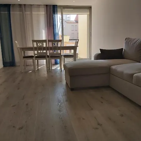 Grand T3 Piscine, Garage Centre Port אגדה