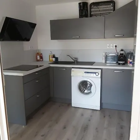 Grand T3 Piscine, Garage Centre Port דירה אגדה