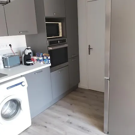 Grand T3 Piscine, Garage Centre Port Apartmán *