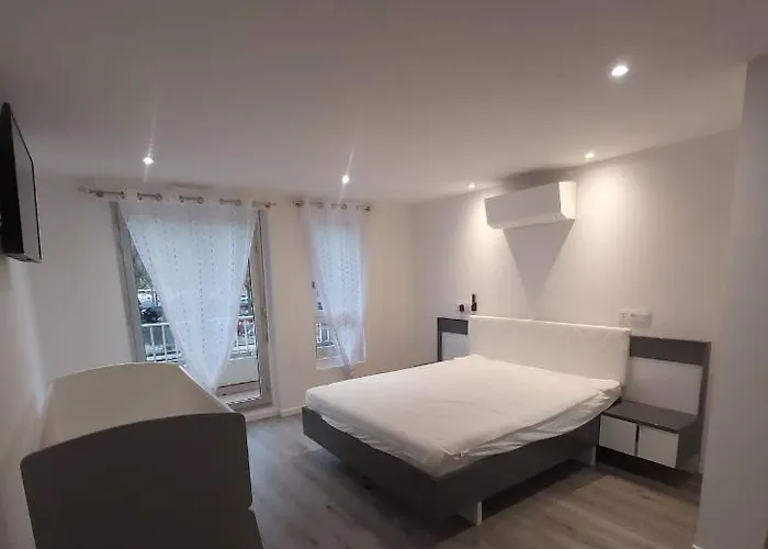 Grand T3 Piscine, Garage Centre Port Apartamento